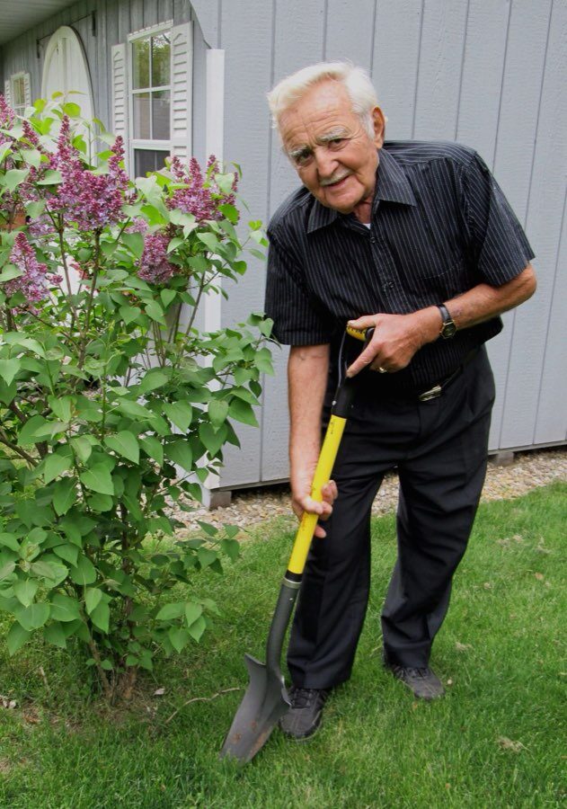 Daniel Mathieu, inventor of the Spear Head Spade, digging in his garden